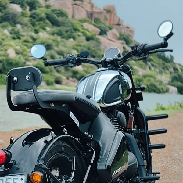 Jawa Bobber | Perak | Pillion Back Seat Setup