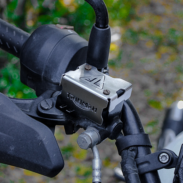 Front Reservoir Guard for Triumph 400 Series - SS