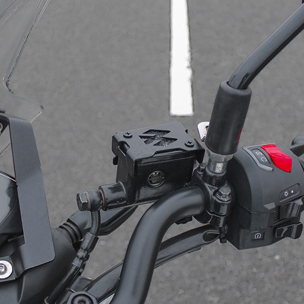 Front Resevoir Guard For Bajaj Pulsar N250 - N160-F250 (2)