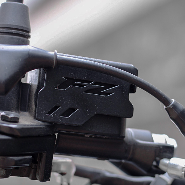 Konnen Front Resevoir Guard For Yamaha FZ X & Hybrid